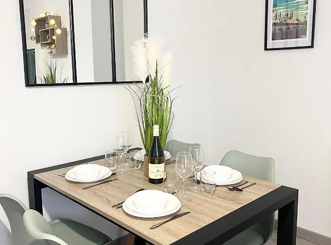 La Douceur De L'allier, Proche Gare, Avec Services Premium, By Primo C0nciergerie Apartment